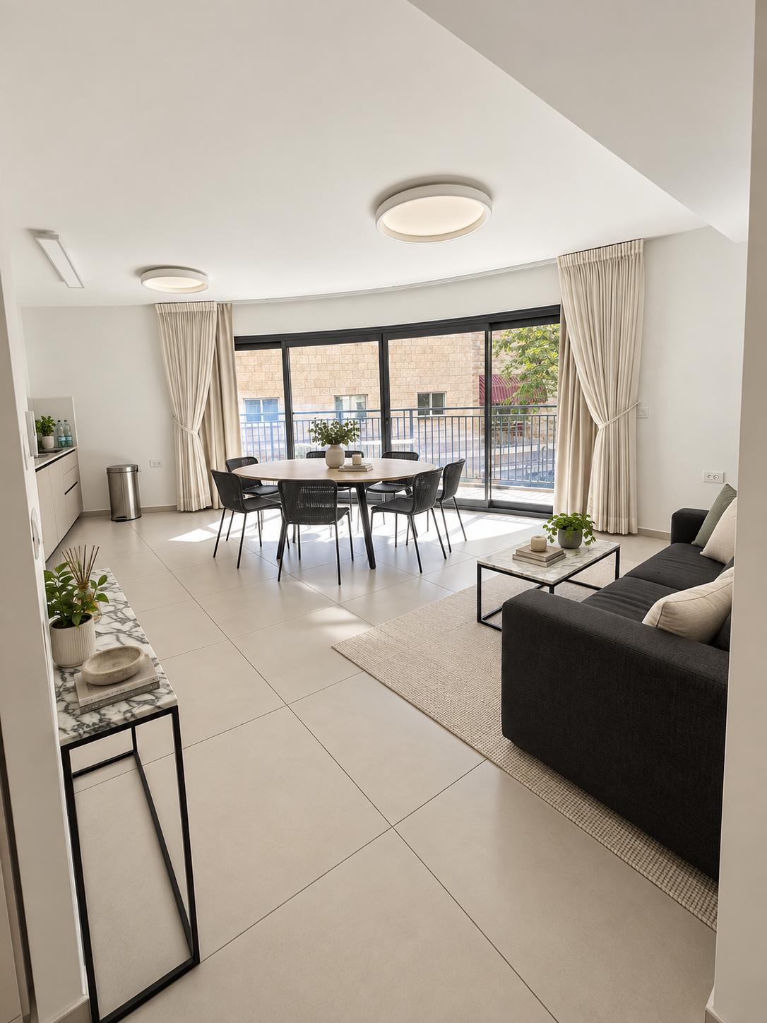Fabulous apartment for long term rent in the heart of Jerusalem — photograph 4