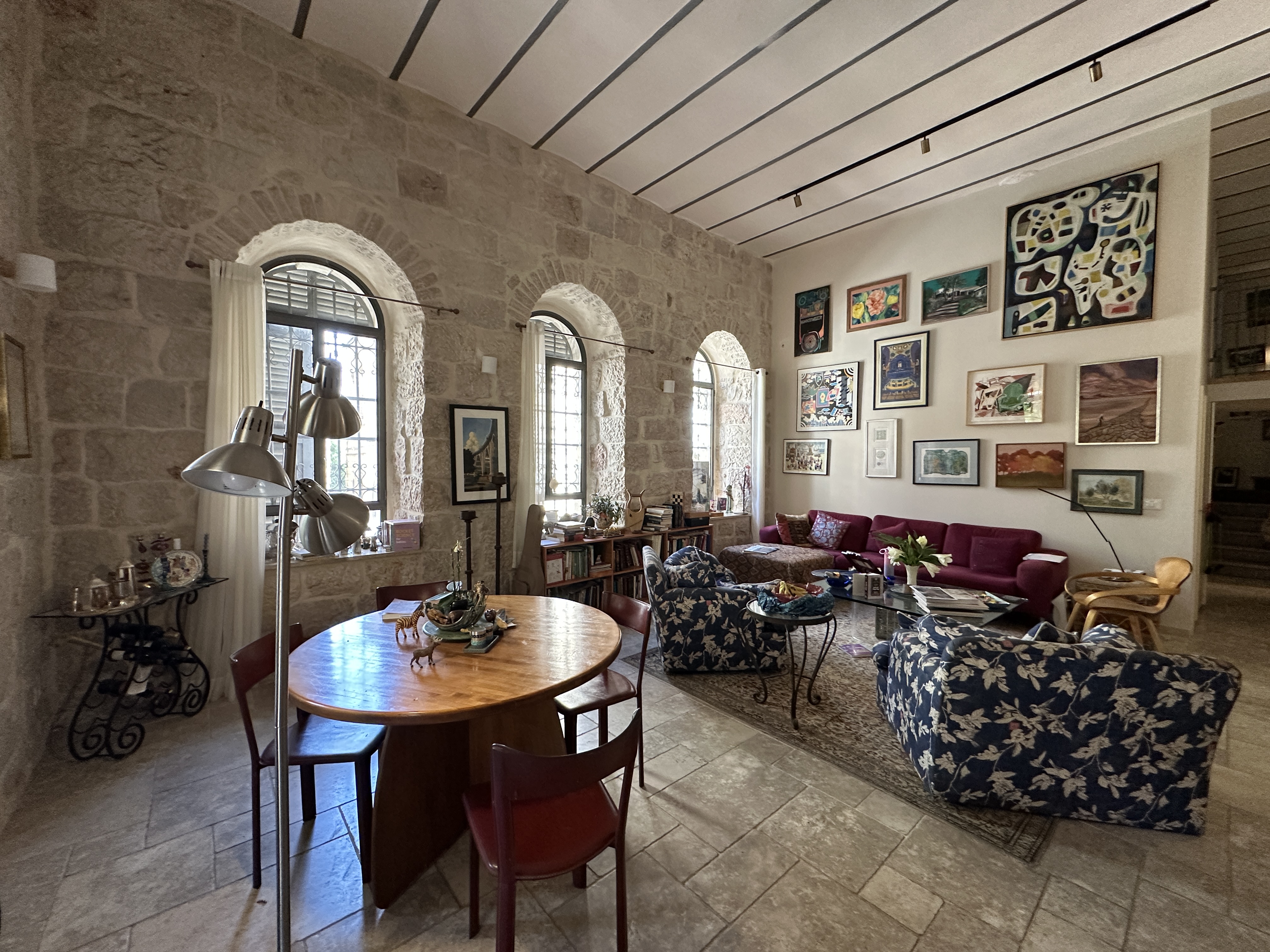 Live in a piece of history a short walk from the Kotel — photograph 3